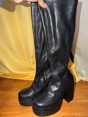 Explosive Knee High Chunky Platform Boots